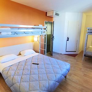 Quintuple Room 1 Double Bed 3 Single Beds